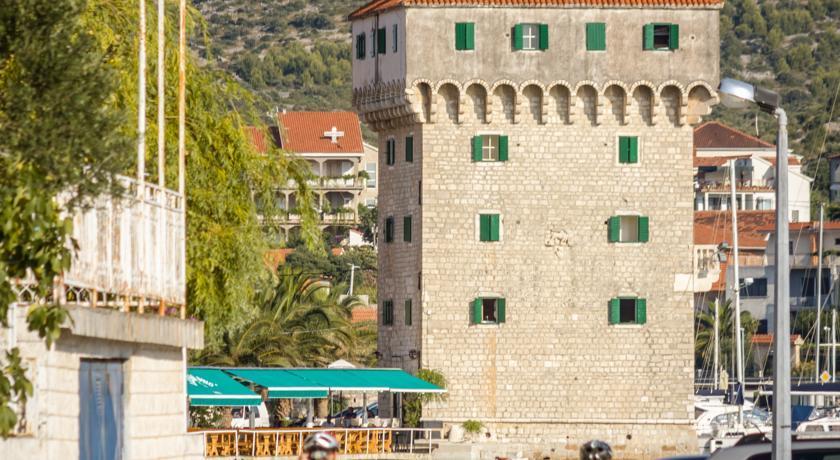 Apartments Iva I Marko Marina Εξωτερικό φωτογραφία